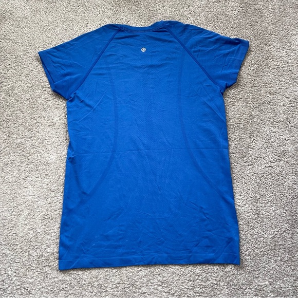 Lululemon Swiftly Tech Blue Short Sleeve Athletic Shirt - Picture 2 of 7
